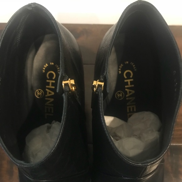 100% authentic Chanel Leather Booties - Picture 5 of 6